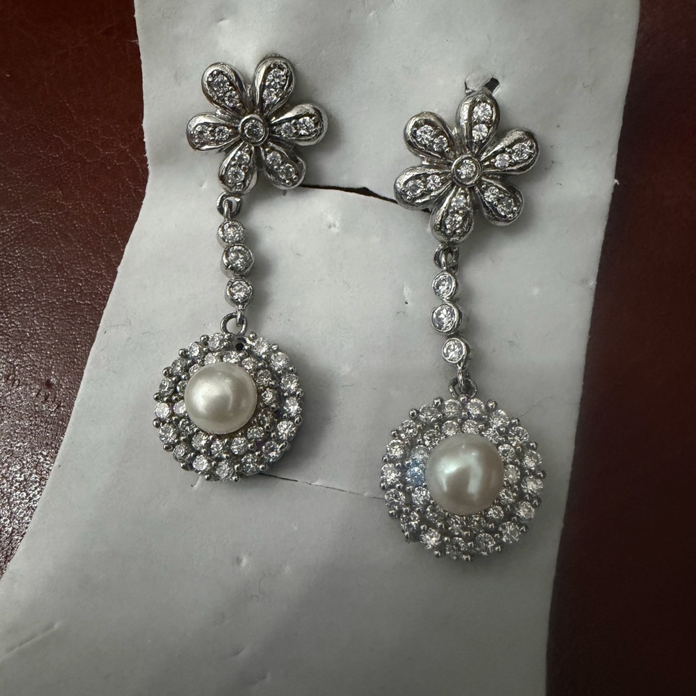 Gorgeous Aleure Precioso Pearl & Diamonds Sterling Silver Drop Flower Earrings